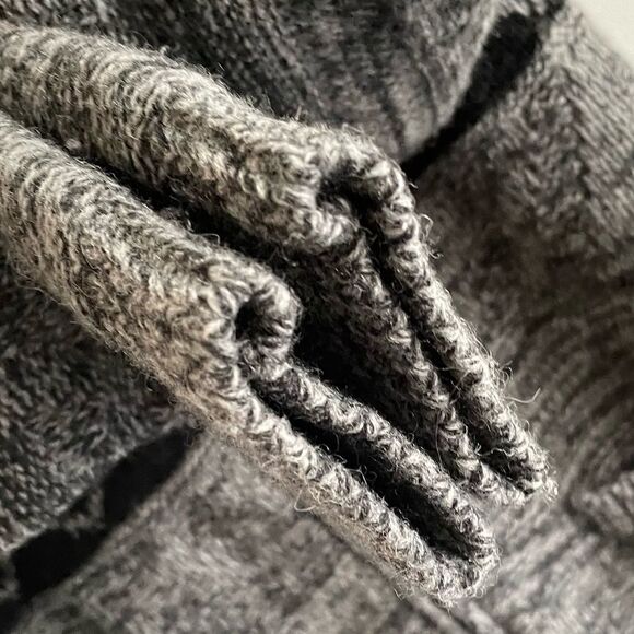 ARITZIA Tna Sea To Sky Wool Chunky Knit Long Cardigan Sweater Jacket Grey L - Picture 6 of 7